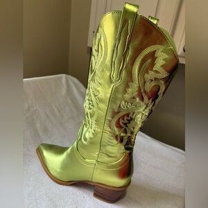 Green Embroidered Women's Cowboy Boots